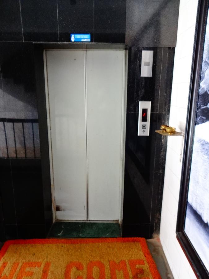 蒂鲁帕蒂 Sri Sai Residency酒店 外观 照片